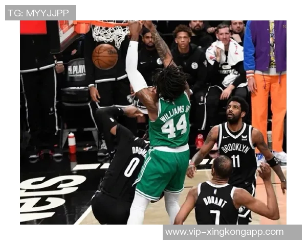 普理查德谈低迷状态下如何通过助攻抢断和篮板帮助队友